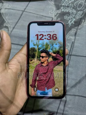 Apple iPhone 11 64 GB Red