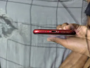 Apple iPhone 11 64 GB Red