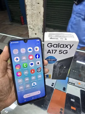 স্যামসাং গ্যালাক্সি এ১৭ ৫জি ২৫৬ জিবি ব্ল্যাক