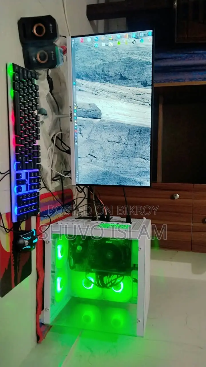 Desktop Computer MSI model 8GB AMD Ryzen 5 SSD 256GB