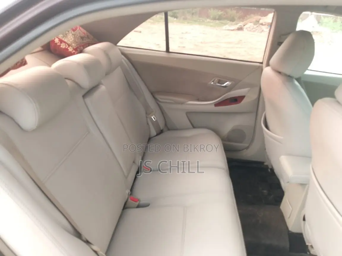 Toyota Premio 1.5 Front Wheel Drive 2011 Red