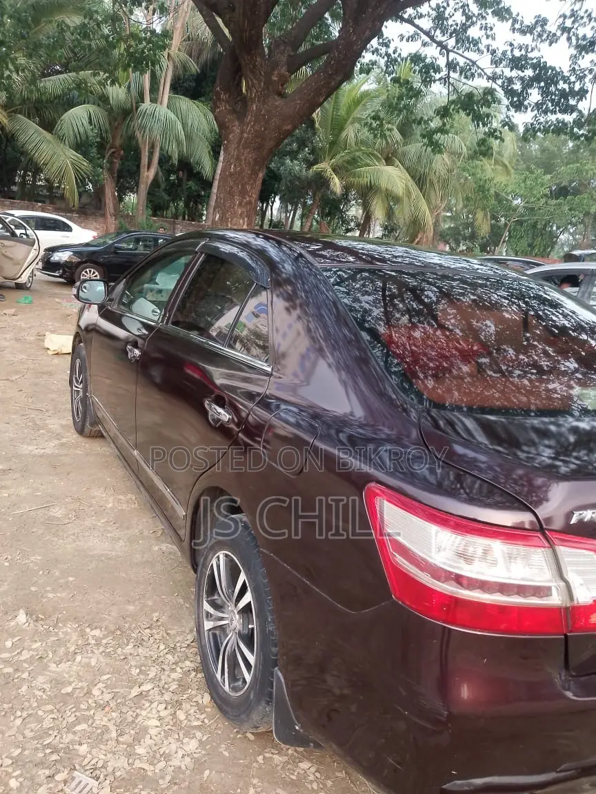 Toyota Premio 1.5 Front Wheel Drive 2011 Red