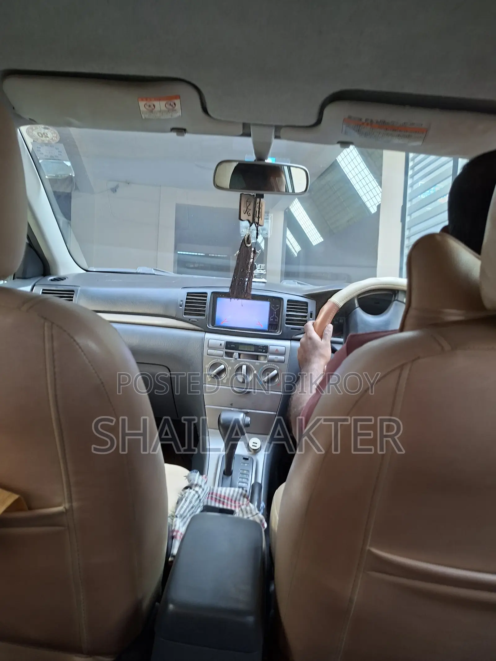 টয়োটা করোল্লা সেডান ২০০৫ সিলভার