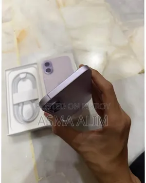 অ্যাপল আইফোন ১৭ ২৫৬ জিবি পার্পল