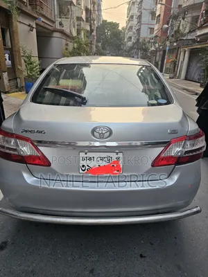 Toyota Premio 2010 Silver