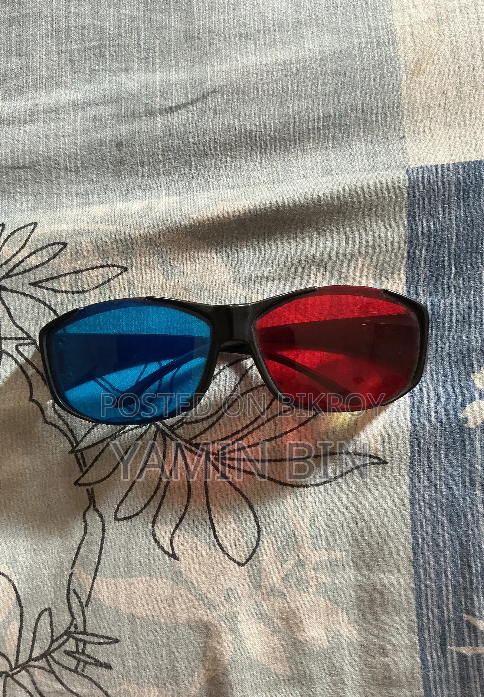 3D Glass for 3D Videos