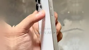 অ্যাপল আইফোন ১৪ প্রো ২৫৬ জিবি হোয়াইট