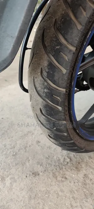 সুজুকি জিক্সার ২০২১ নীল