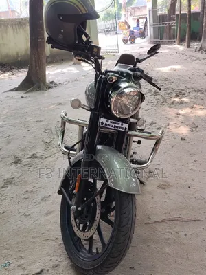 Royal Enfield Classic 350 2025 Gray