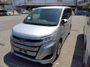 Toyota Noah 2.0 FWD (8 Seater) 2021 Silver