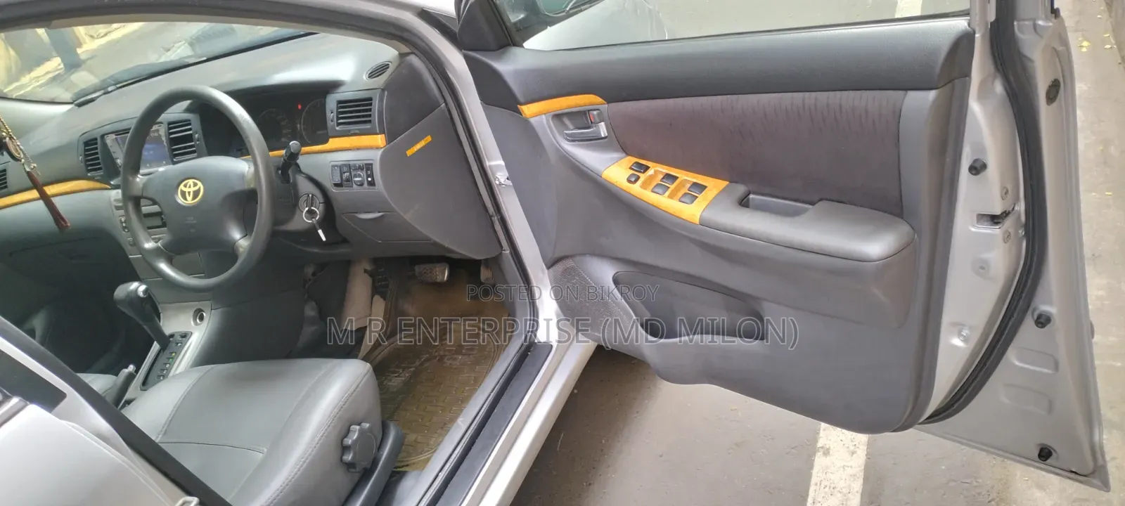 Toyota Corolla 2004 Silver