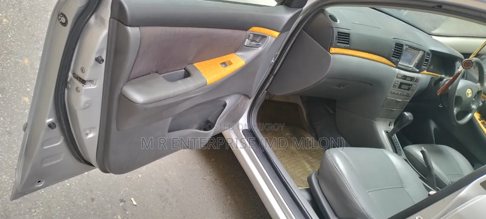 Toyota Corolla 2004 Silver