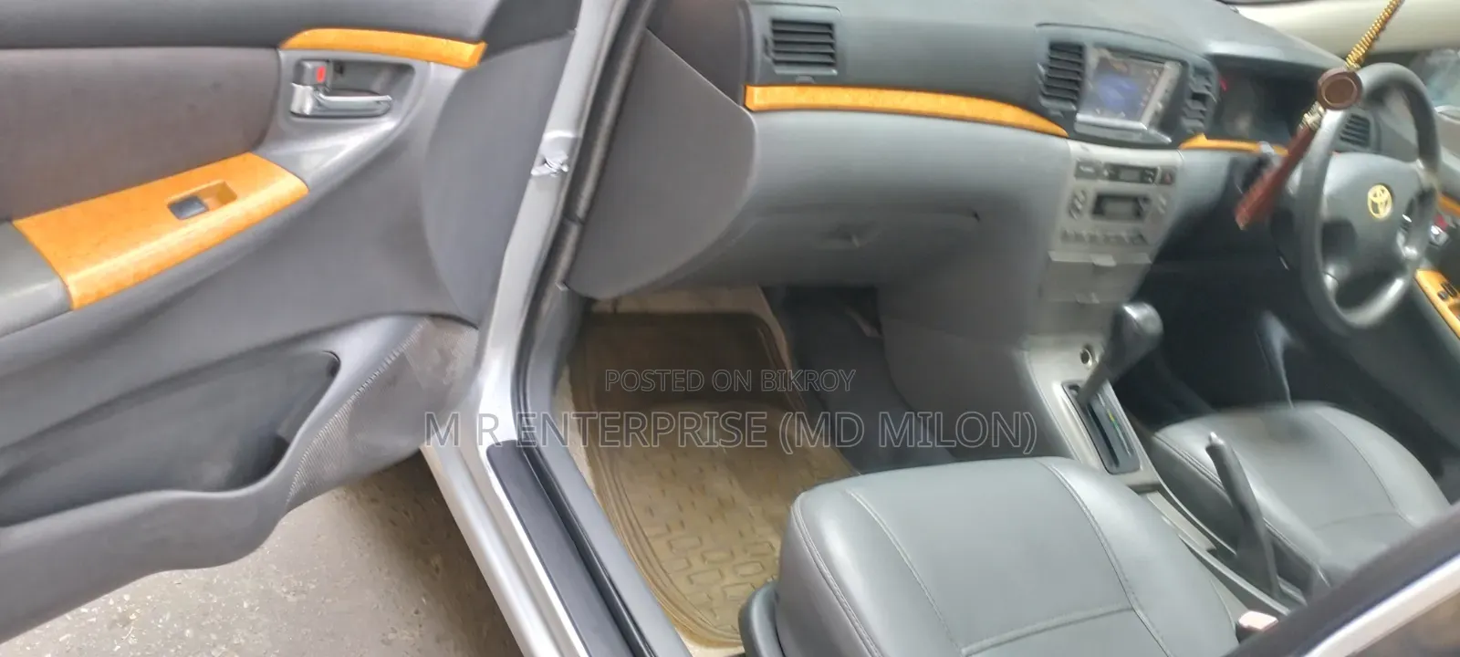 Toyota Corolla 2004 Silver