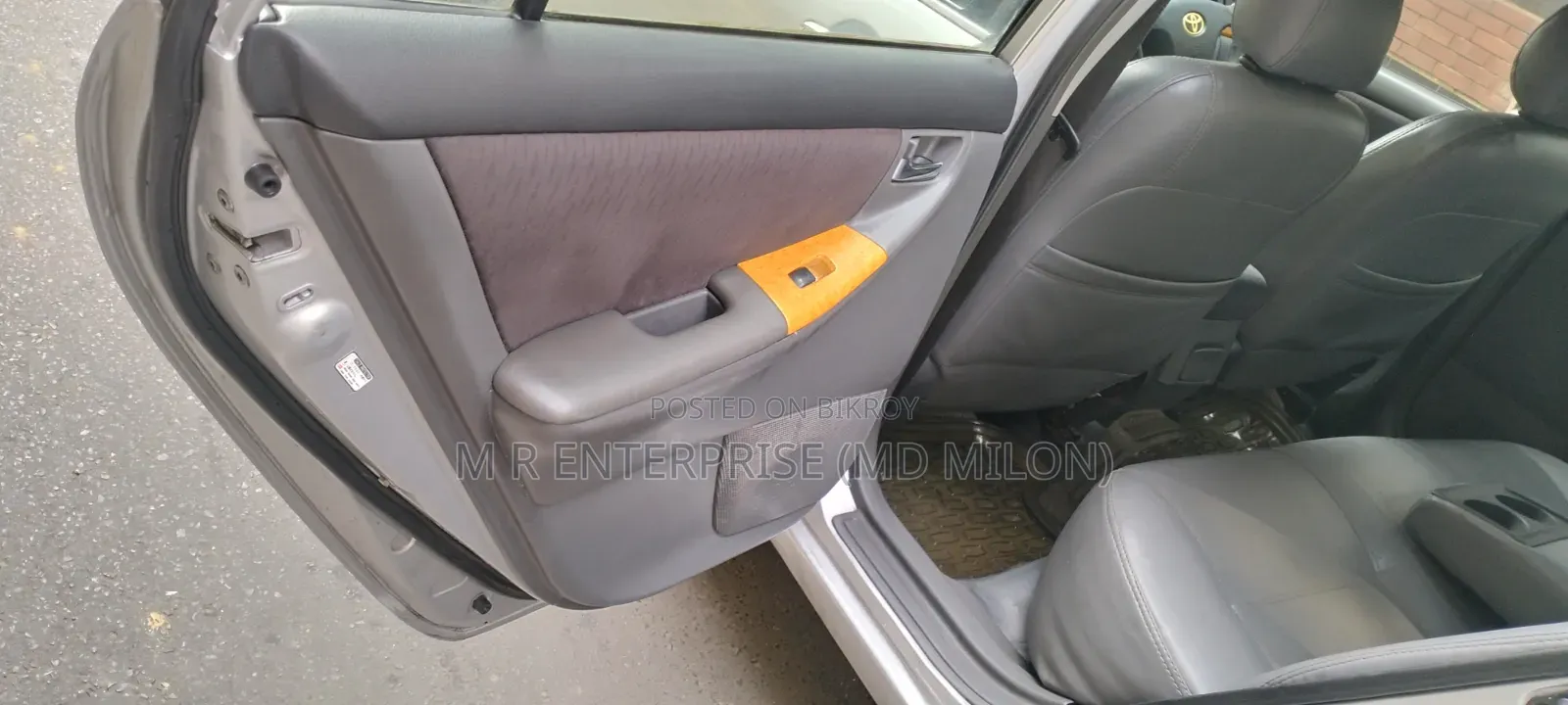Toyota Corolla 2004 Silver