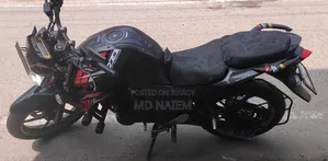 ইয়ামাহা এফজেডএস ভি২ ২০১৭ কালো