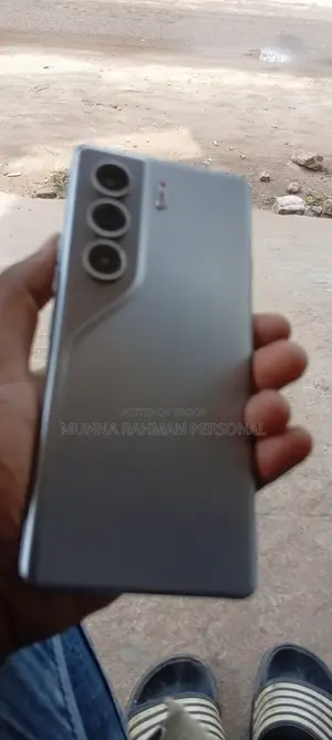 Tecno Camon 40 Pro 5G 256 GB Silver
