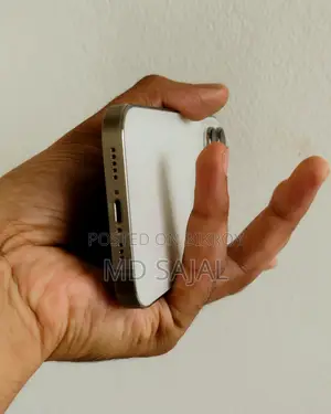 অ্যাপল আইফোন ১৪ প্রো ২৫৬ জিবি গোল্ড