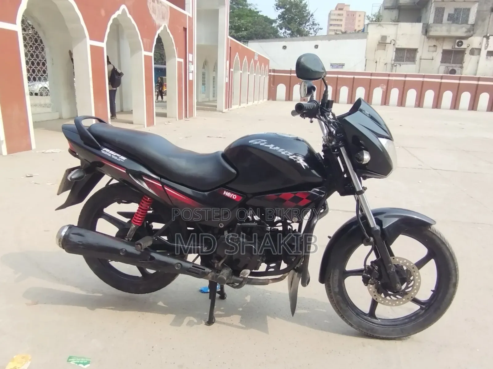 Hero Glamour 2011 Black