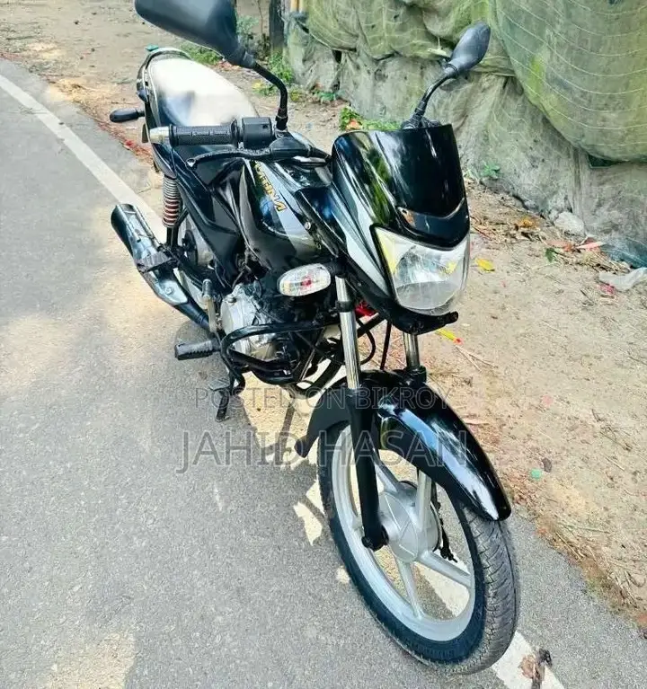 বাজাজ প্লাটিনা ১০০ ২০২১ কালো