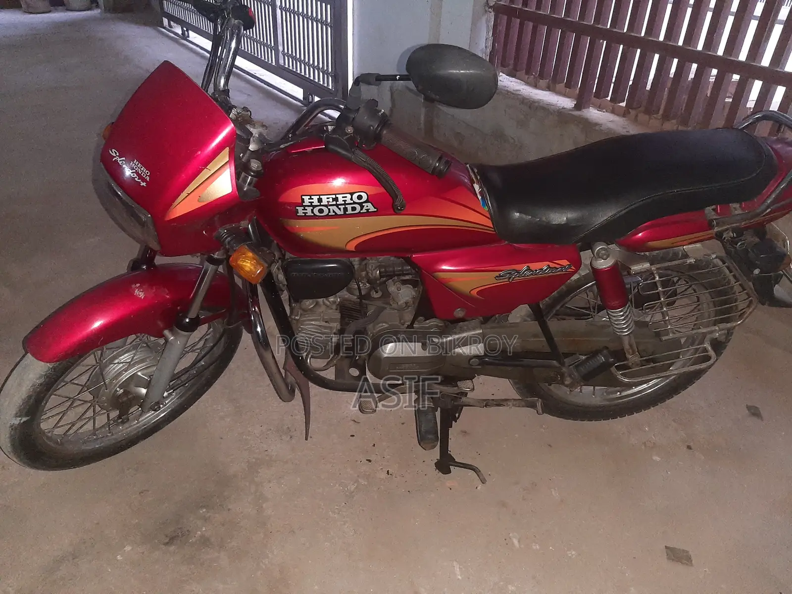 Hero Splendor Plus 2013 Red