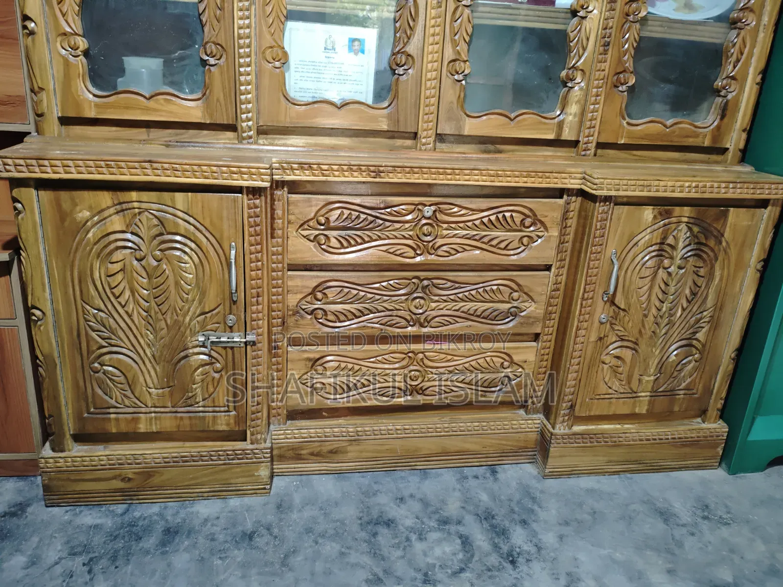 বিক্রয় করা হবে, ওয়াল কেবিনেট আকাশি কাঠের