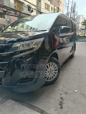 টয়োটা নোয়া ২০১৭ কালো