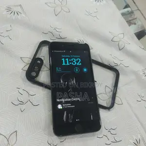 অ্যাপল আইফোন ৮ প্লাস ৬৪ জিবি ব্ল্যাক