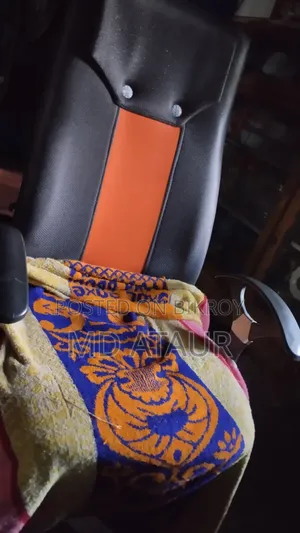 Low price boss chair