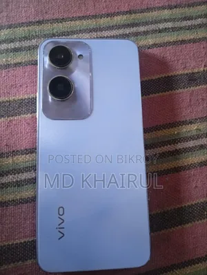 Vivo Y18 128 GB Purple