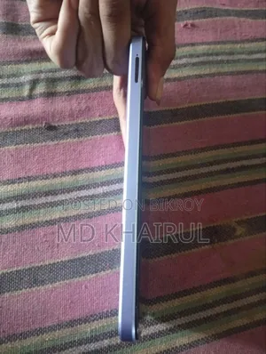 Vivo Y18 128 GB Purple