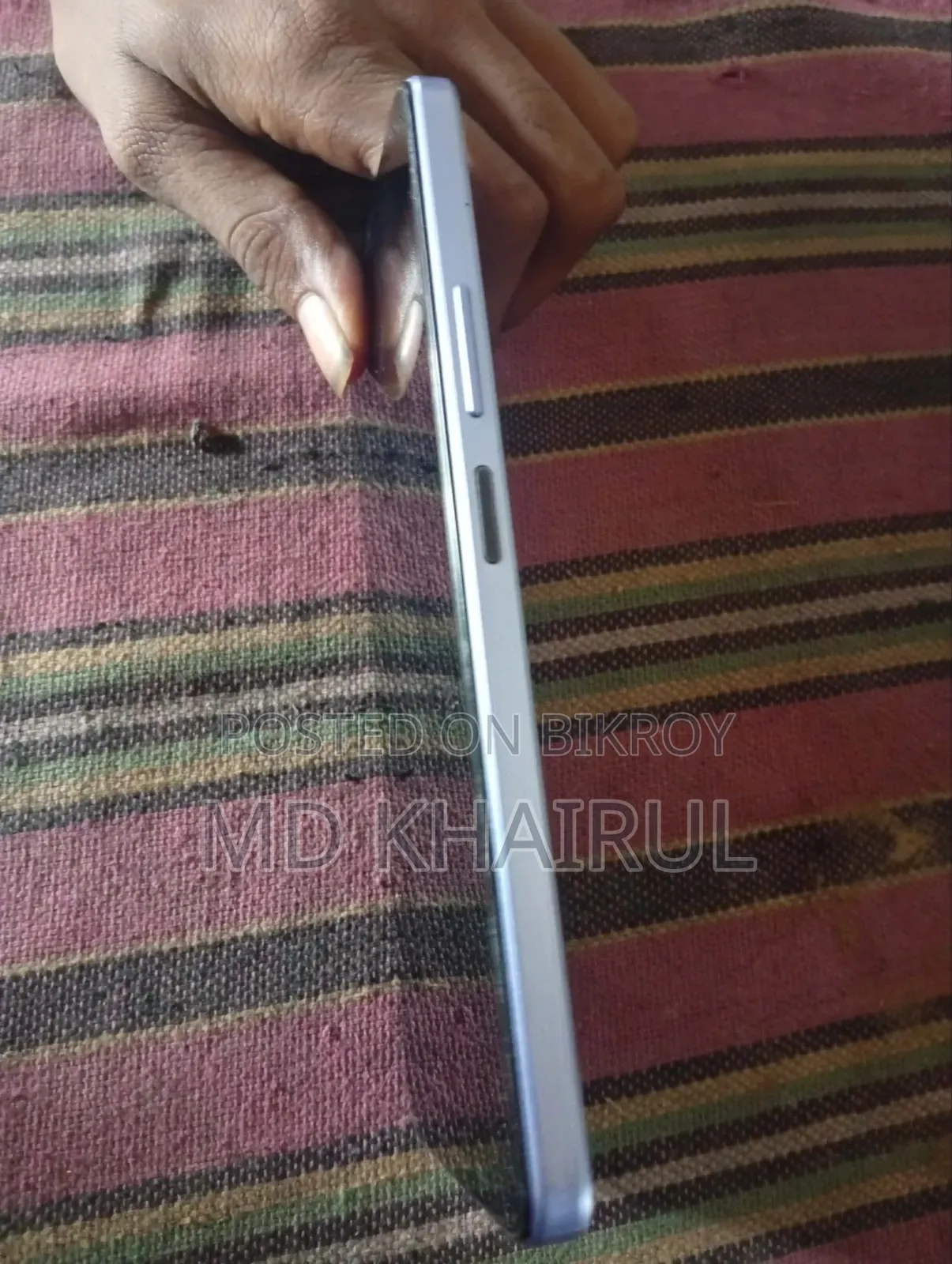 Vivo Y18 128 GB Purple