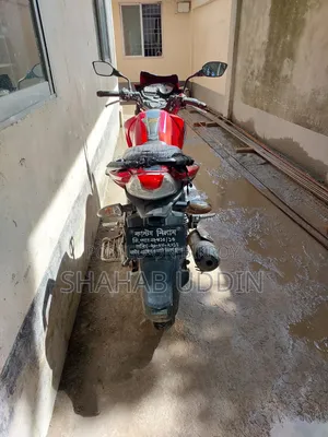 TVS Apache RTR 160 2V 2015 Red
