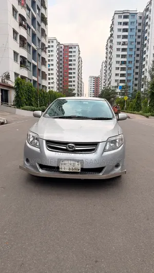 টয়োটা অ্যাক্সিও ২০১১ সিলভার