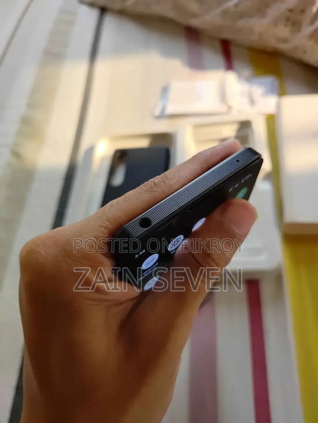 সনি এক্সপেরিয়া ১ ভি ২৫৬ জিবি ব্ল্যাক