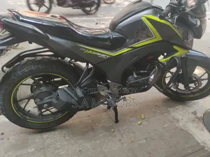 Honda Hornet 2018 Green