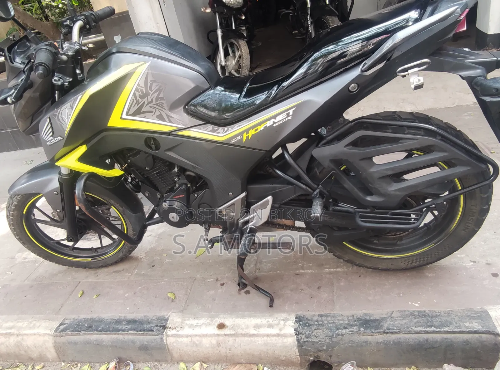 Honda Hornet 2018 Green