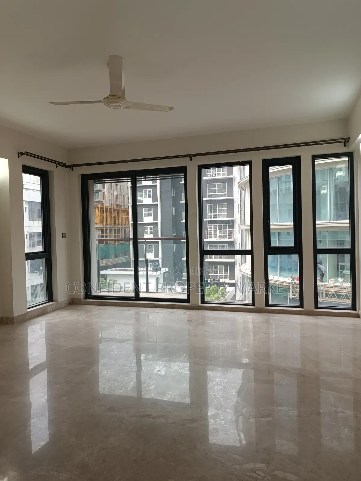 3-bedroom Apartment in Baridhara for rent