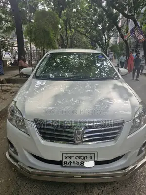 টয়োটা প্রমিও ২০১৬ পার্ল