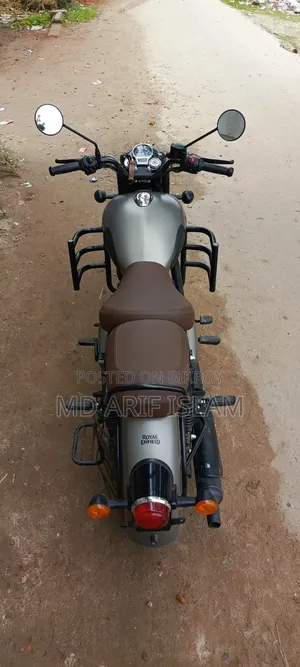 Royal Enfield Classic 350 2025 Gray