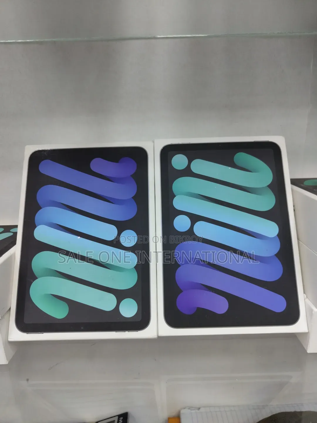 New Apple iPad mini 7 128 GB Gray