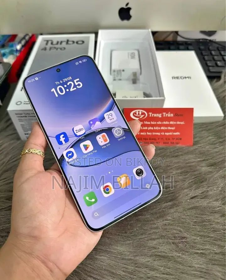 শাওমি রেডমি টার্বো ৪ প্রো ২৫৬ জিবি লাল