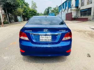Hyundai Accent 2012 Blue