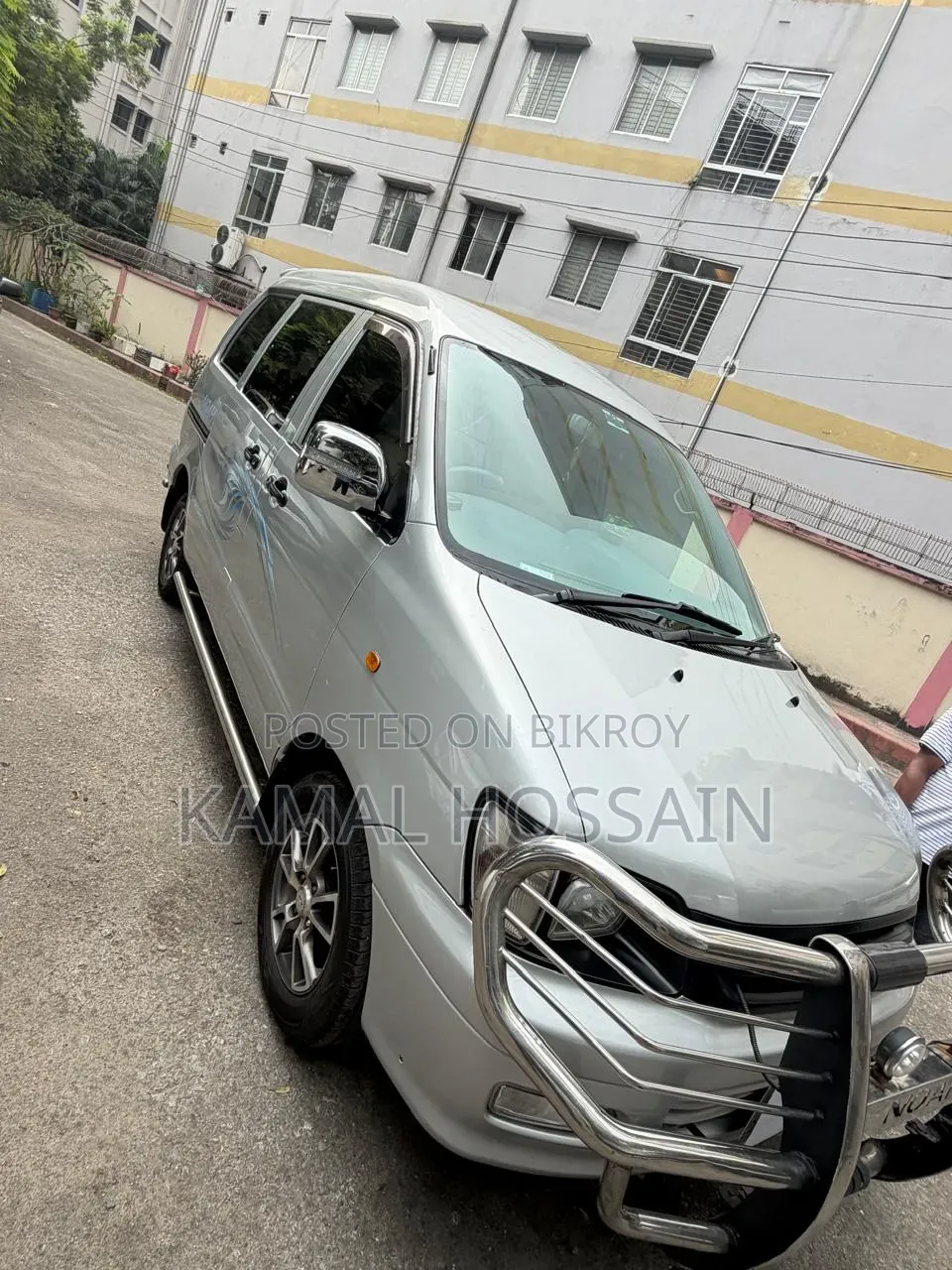 Toyota Noah 2.0 AWD (8 Seater) 2005 Silver