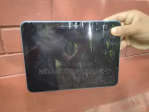 Apple iPad (2025) 128 GB Blue