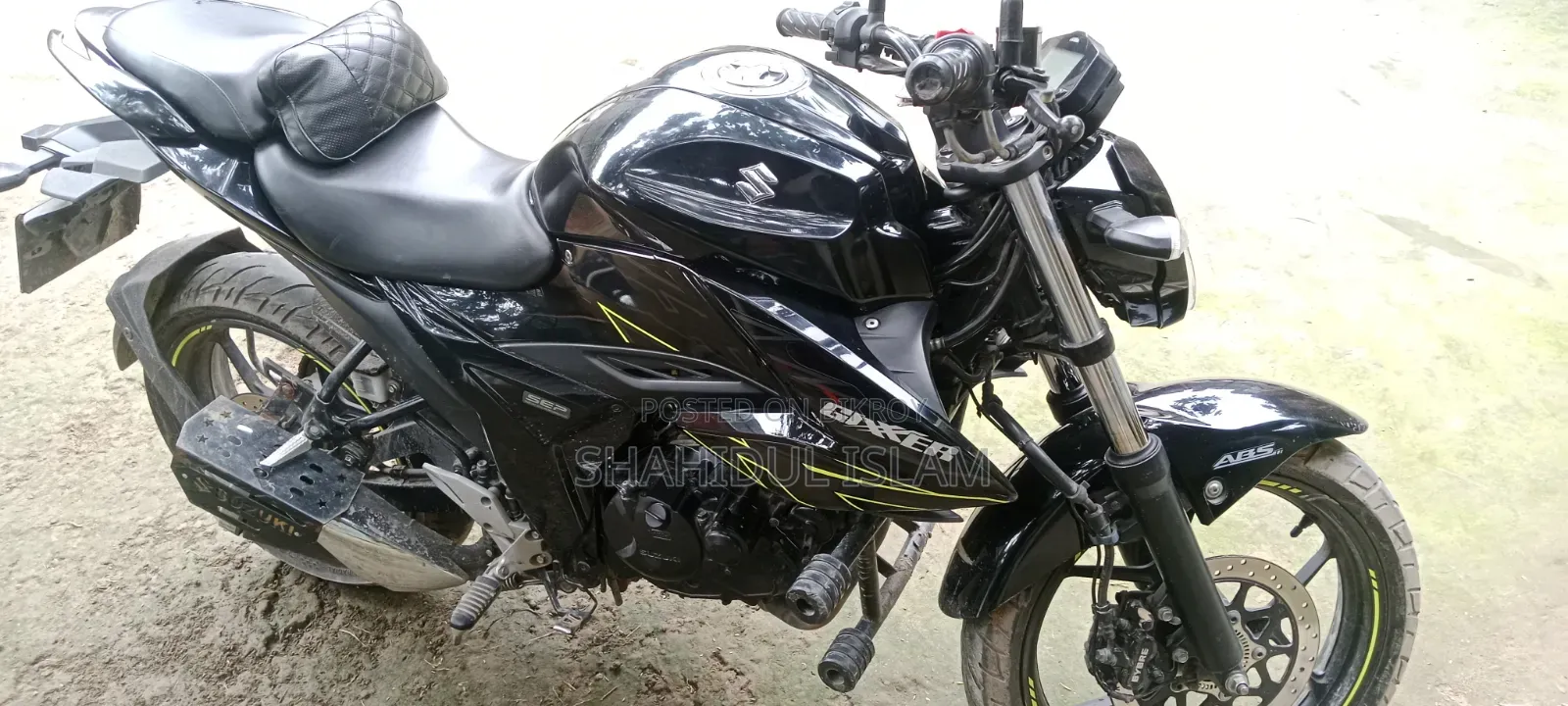 সুজুকি জিক্সার ২০২৩ ব্ল্যাক