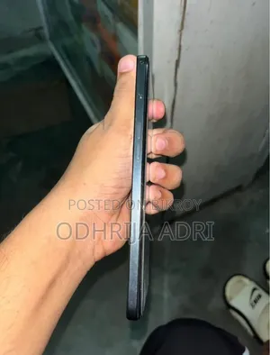 অপো এফ২১এস প্রো ১২৮ জিবি ব্ল্যাক