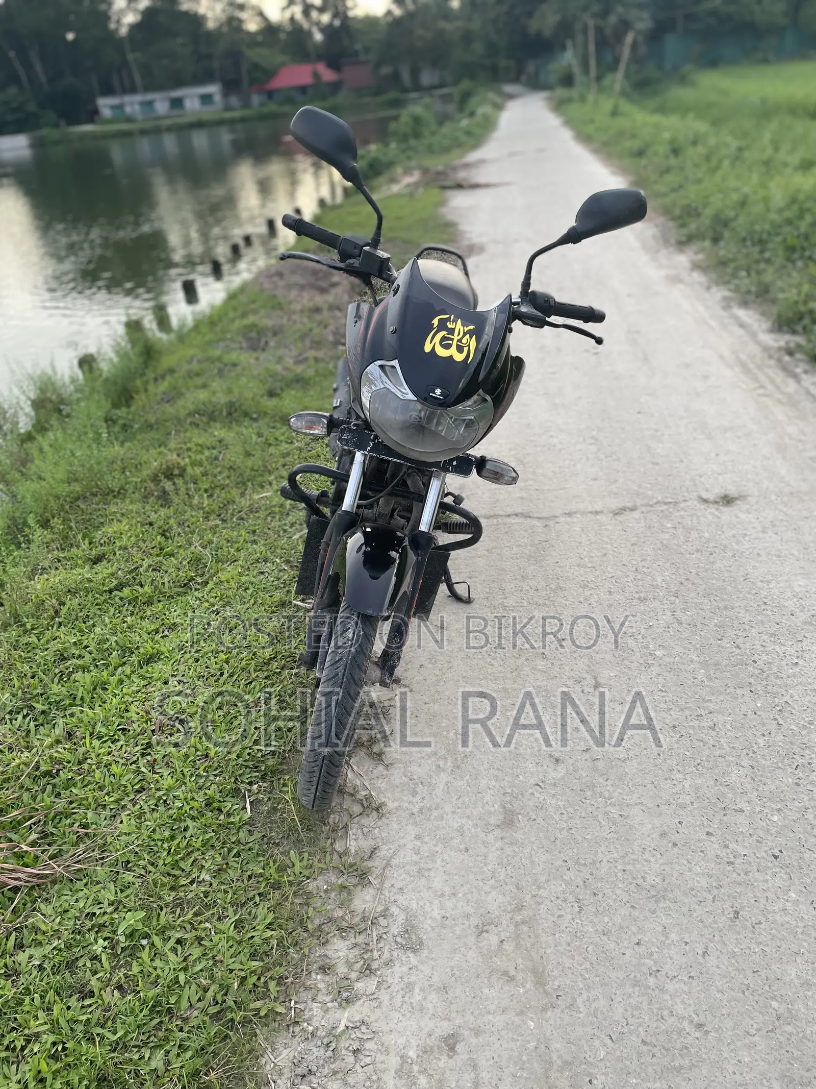 বাজাজ ডিসকভার ১২৫ ২০১৯ কালো