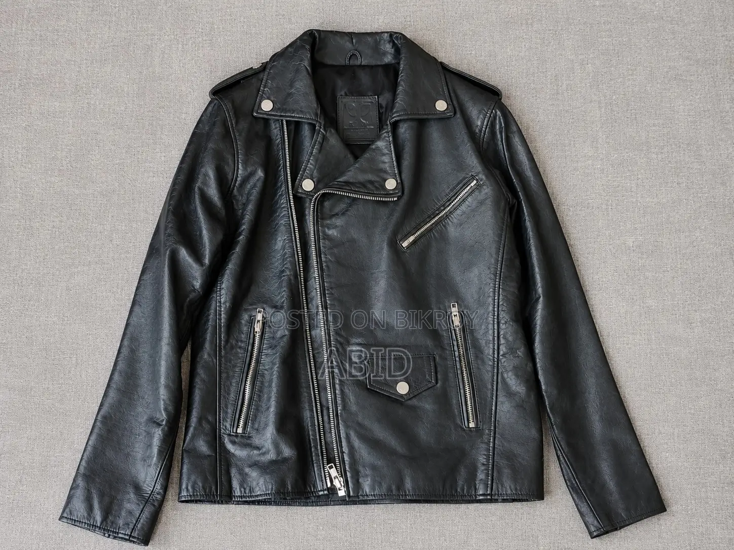 Premium Quality Genuine Leather Jacket (Size M) - Like New!
