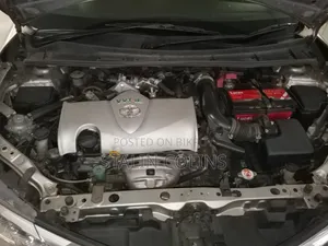 টয়োটা এক্সিও ২০১৭ সিলভার