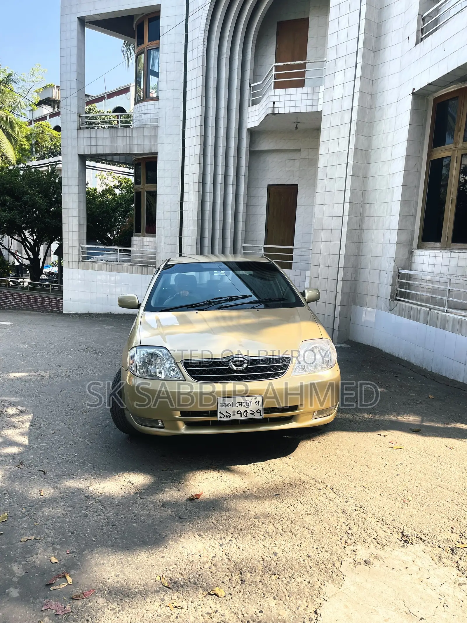 Toyota Corolla Sedan 2003 Gold